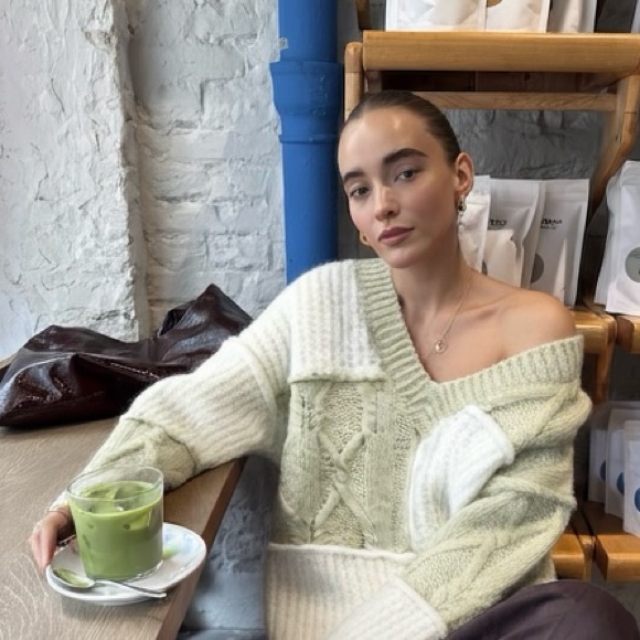 Sweaters - Zara Women's Green and Cream Sweater